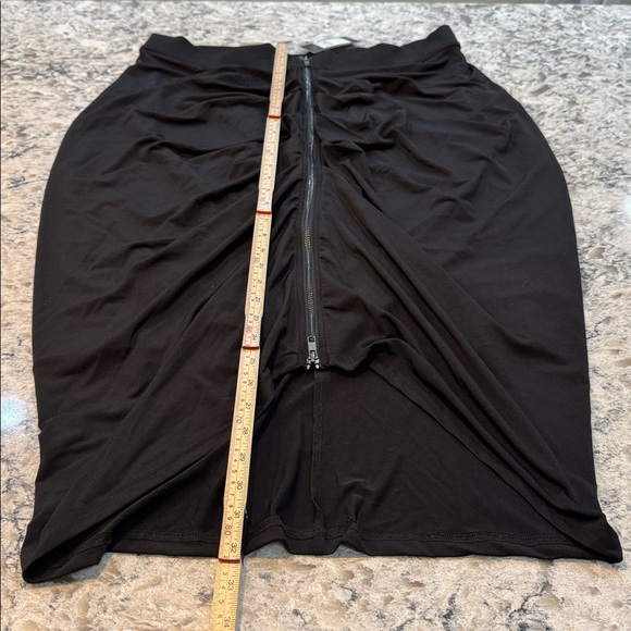 City Chic | Ruched Zip Up Draped Skirt in Black Size M Medium 18 - Picture 4 of 15